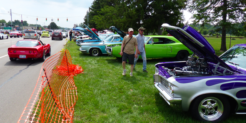 Illustration for article titled The Weirdest And Sexiest Cars That Showed Up To The Woodward Dream Cruise